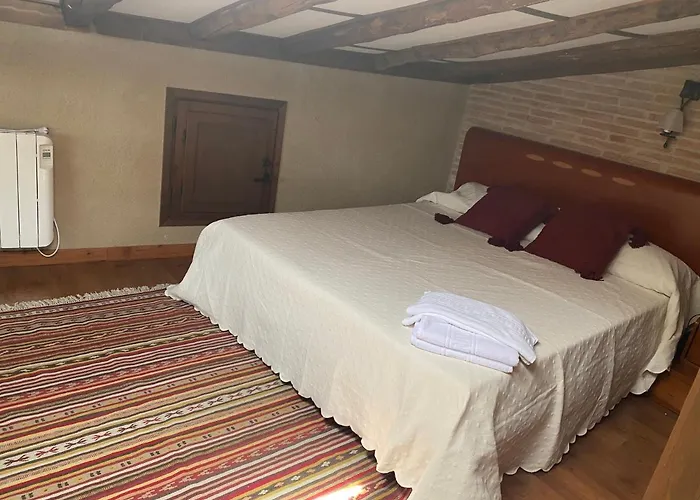 Casa Zapatero En Somontano Semesterbostad Salas Bajas